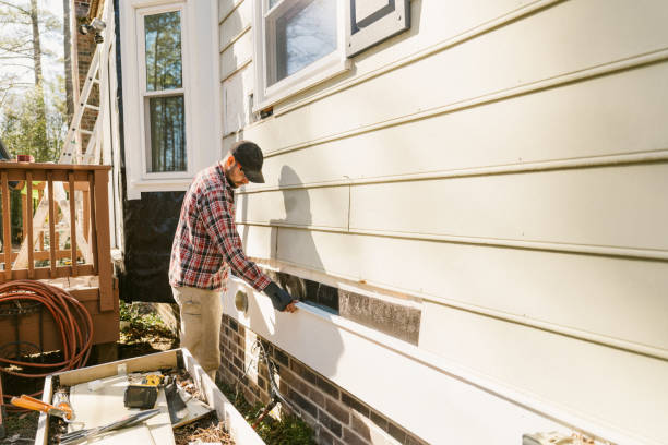 Trusted Storm Damage Siding Repair service in Monetta, SC - Creative Siding